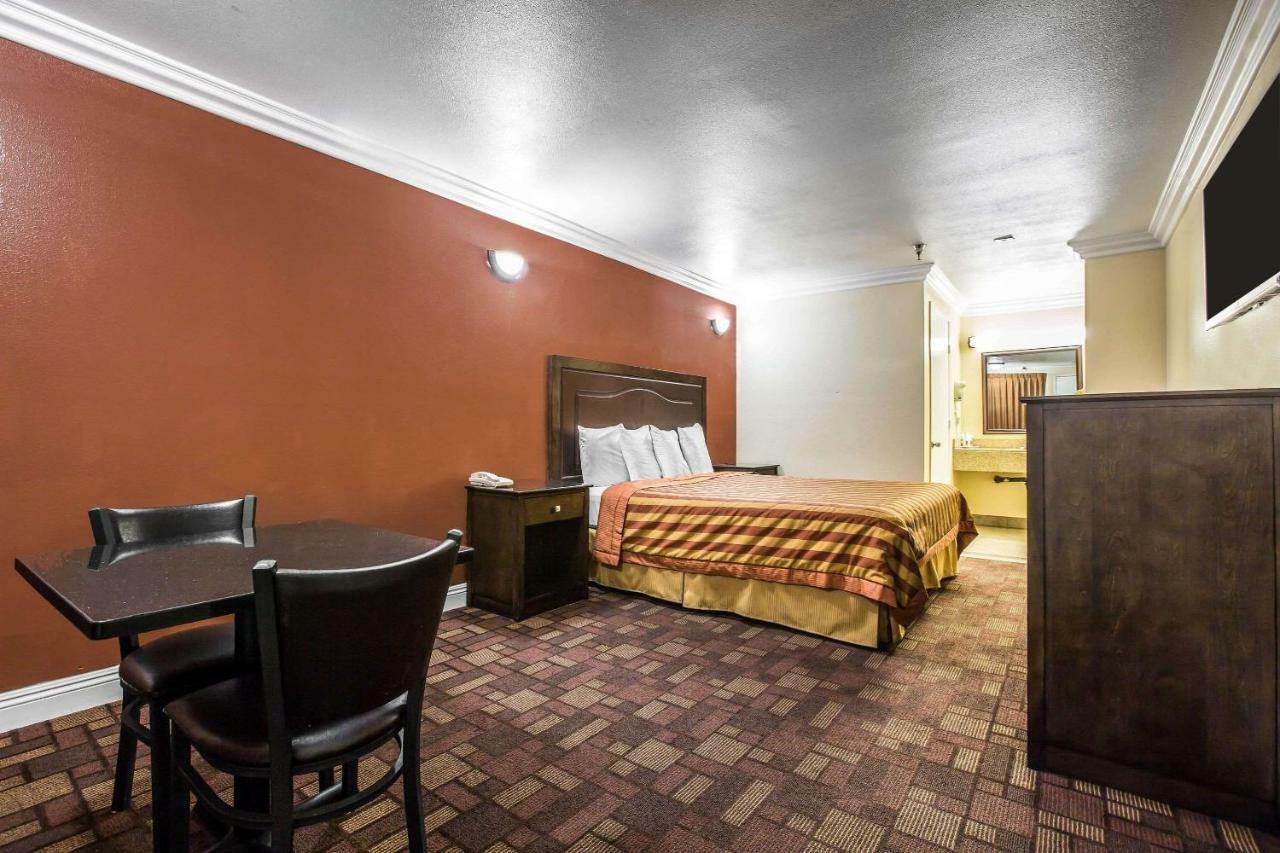 Econo Lodge Pico Rivera Exteriér fotografie